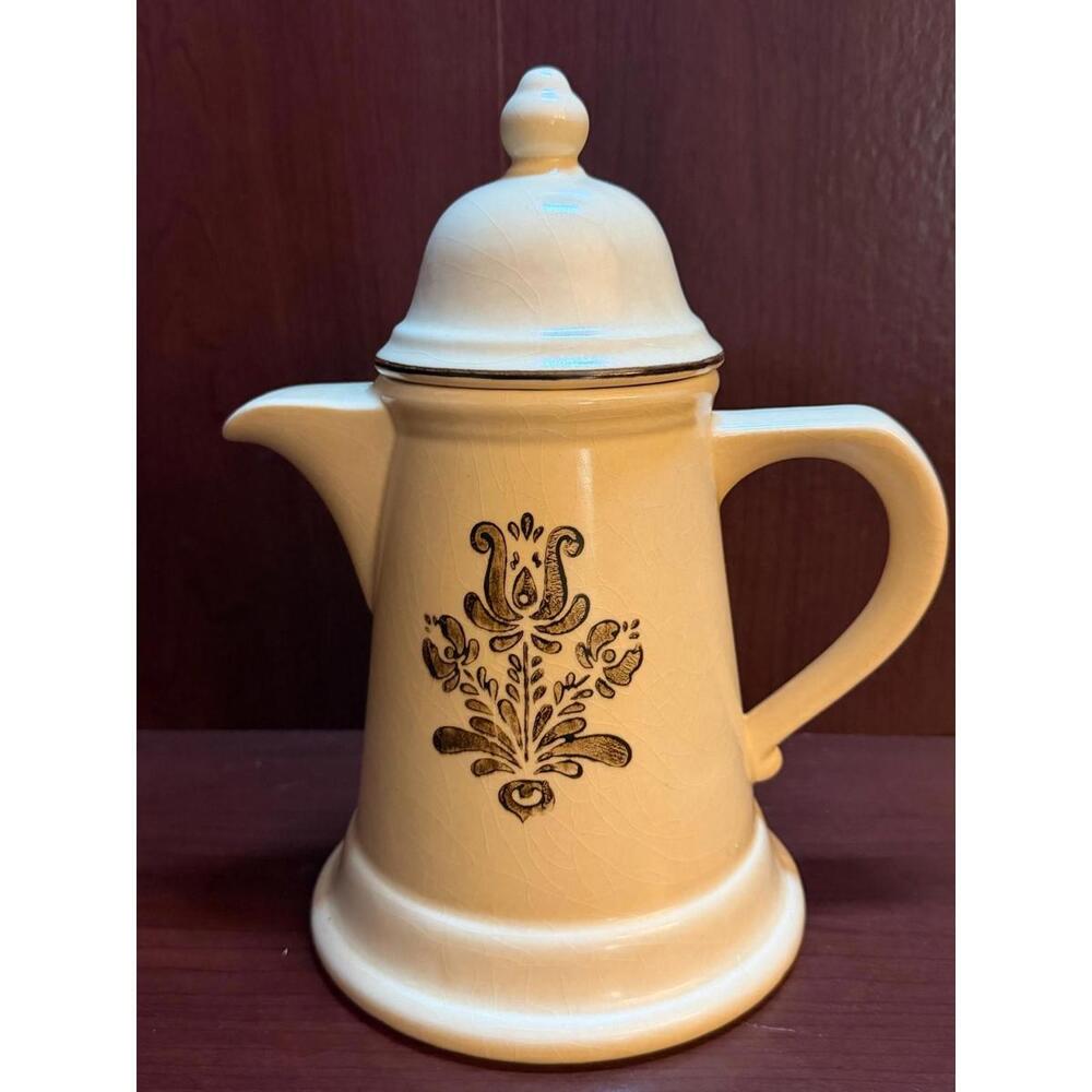 Pfaltzgraff Village 6-550 Coffee‎ Pot Teapot with Lid